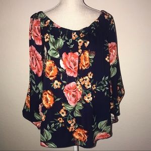 Find me 1X plus blue floral rose flowy blouse
